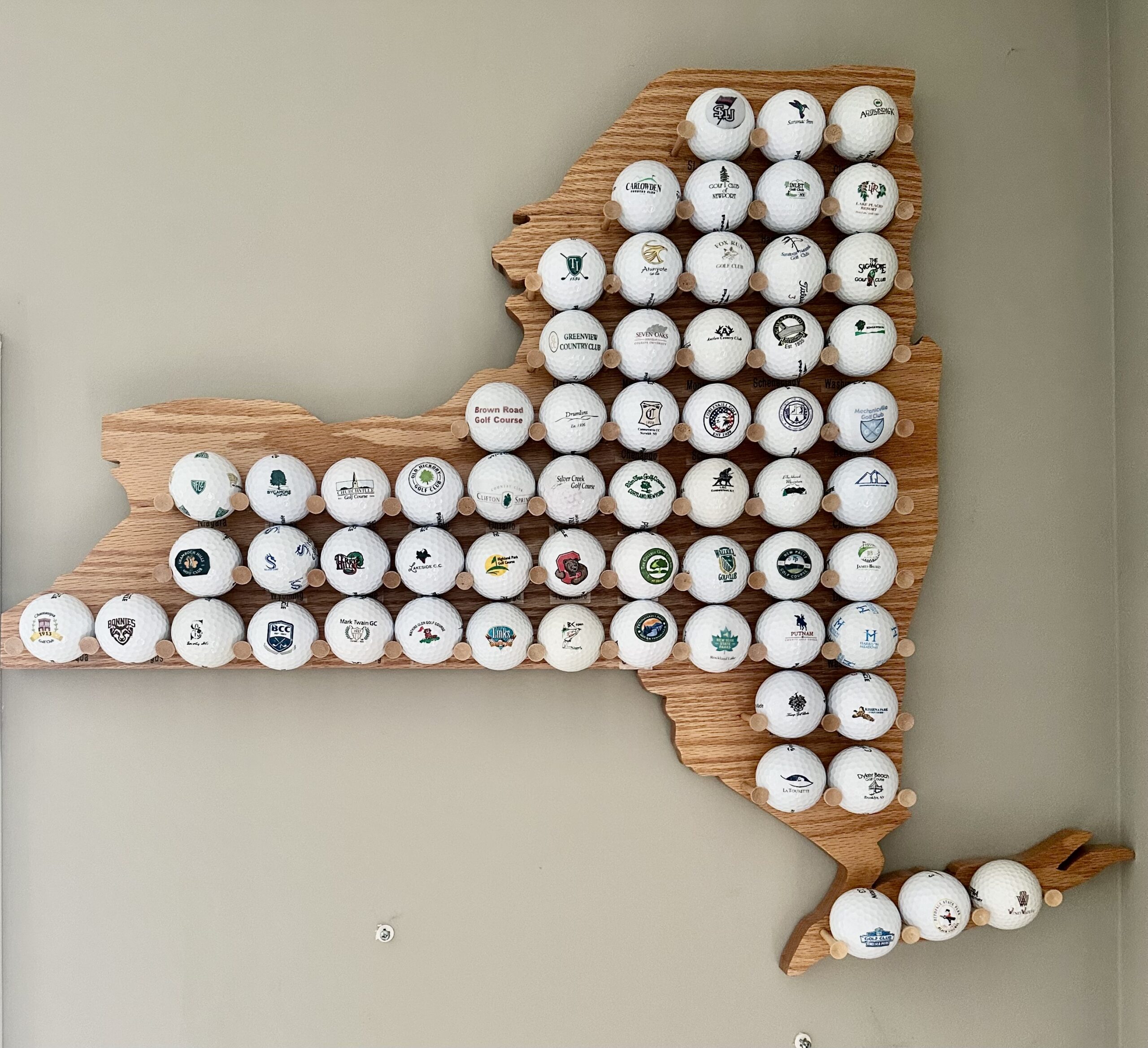 New York State Golf Ball Rack